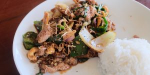 Sauteed beef with cashew