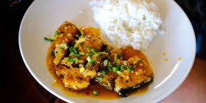 Pan- fried mackerel with passionfruit sauce