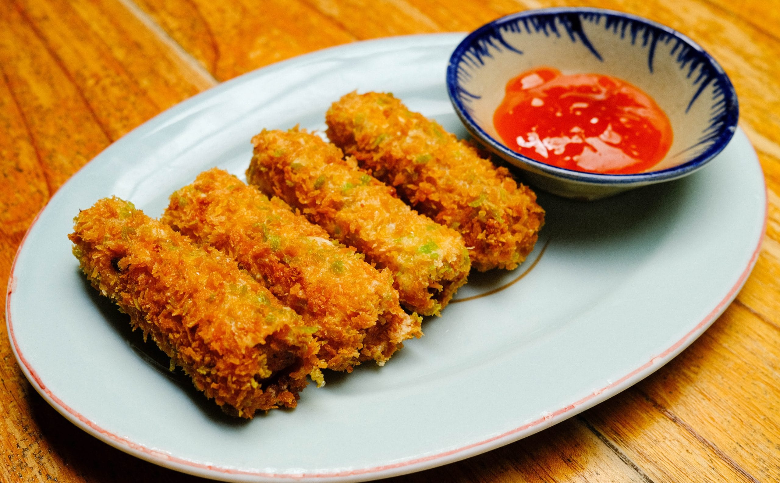 Fried springroll with seafood