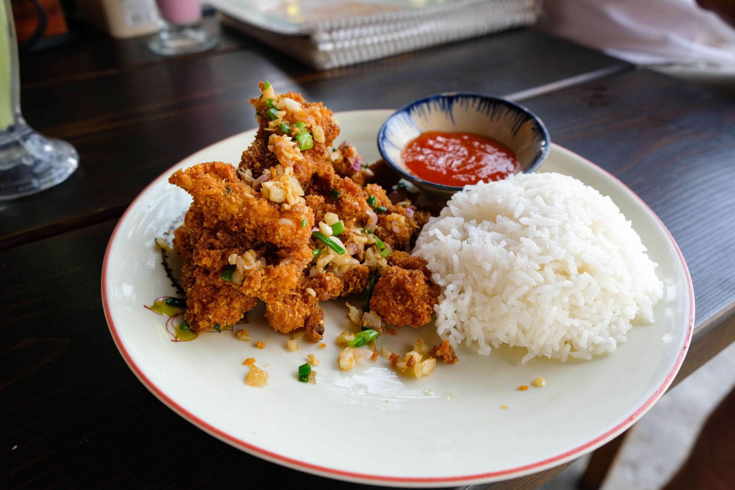 Deep- fried pork with garlic - Image 2