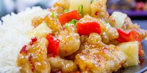 Crispy chicken with sweet and sour sauce ( Chinese food) - Gluten free
