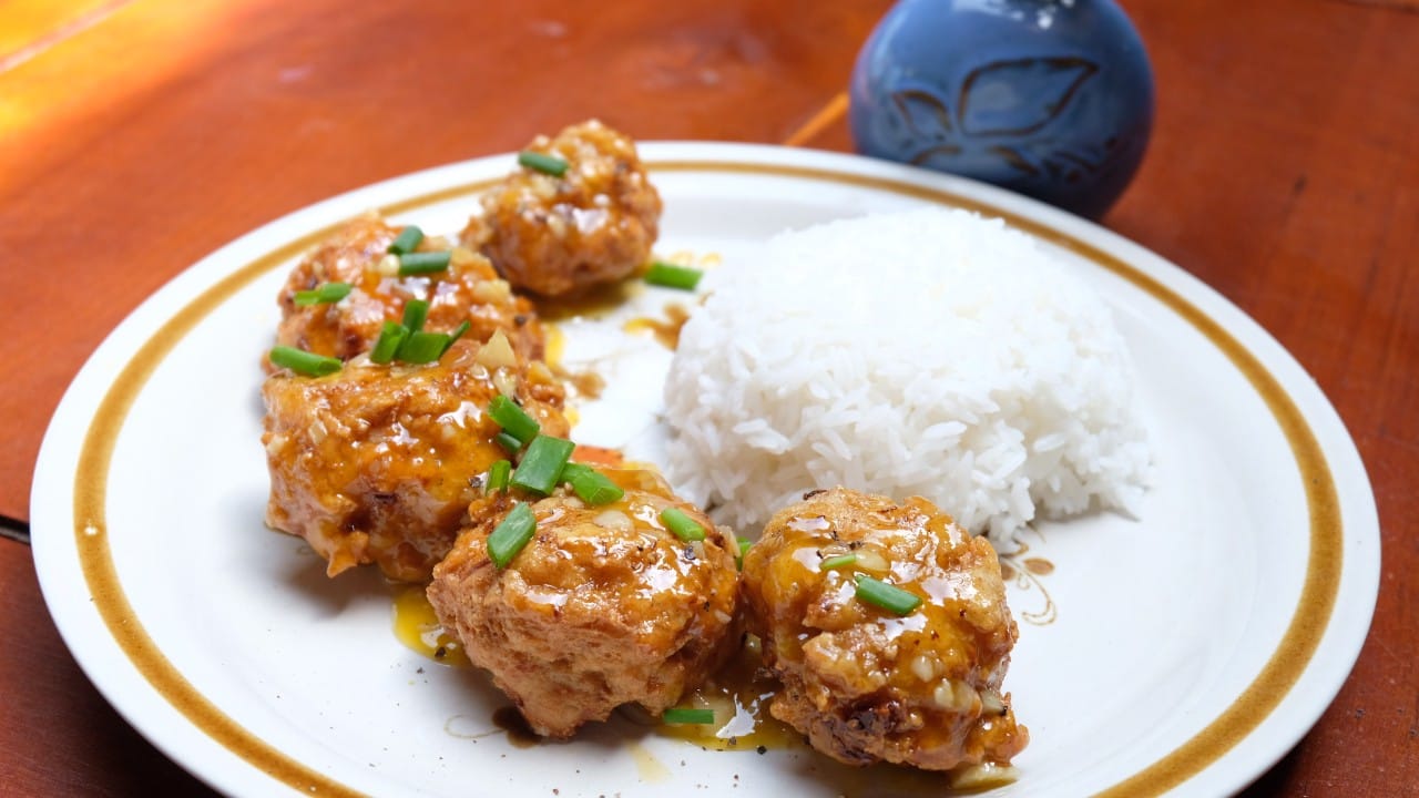 Crispy chicken with passionfruit and pineapple sauce - Gluten free - 이미지 2